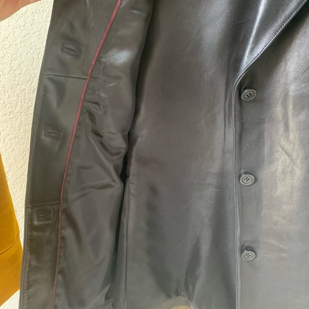 Leather jacket - Picture 4 of 4